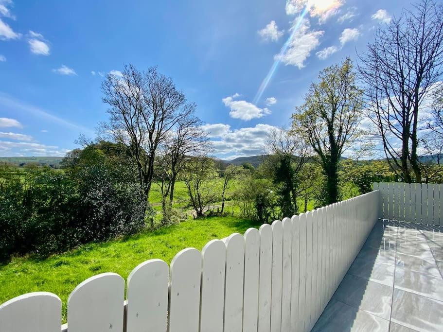 Mill Farm Retreat Villa Gortin Bagian luar foto
